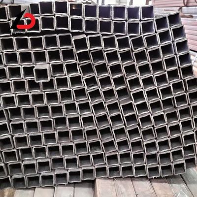 গাড়ির চ্যাসি ব্যবহৃত 5.8m 11.8m 30X20X0.6--2.0mm কারখানার দাম সরবরাহ Q345c সিউমলেস স্কয়ার টিউব