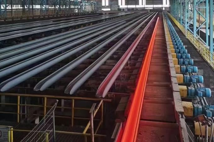 গরম ঘূর্ণিত কার্বন ইস্পাত ইউ চ্যানেল S235jr S355jr 16 Gauge Metal U চ্যানেল 2