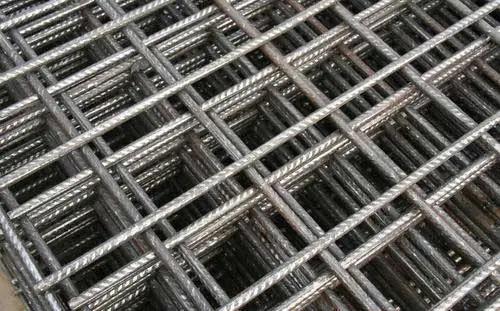 গরম ঘূর্ণিত শক্তিশালী ইস্পাত বার HRB400 HRB500 20mm বিকৃত লোহা বার 5