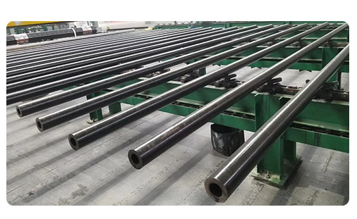 ভাল মানের ASTM A106 / API 5L Sch 40 Sch 80 Sch120 কালো রঙের ইস্পাত সিউমলেস পাইপ কার্বন ইস্পাত পাইপলাইন মূল্য 2